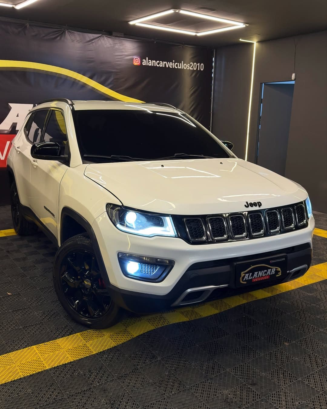 Jeep Compass Longitude 2.0 Diesel aut + couro